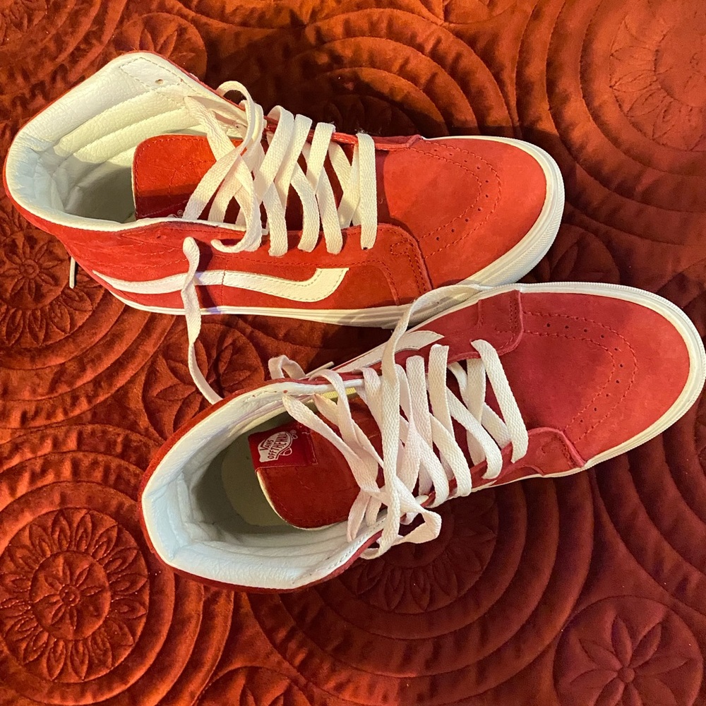 Vans - Picture 2 of 2